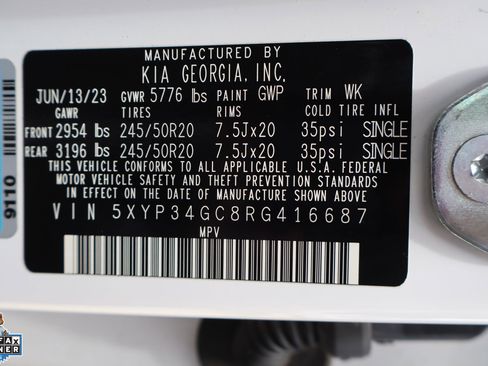 Used 2024 Kia Telluride EX w/ EX Captain's Chair Package FWD image 34