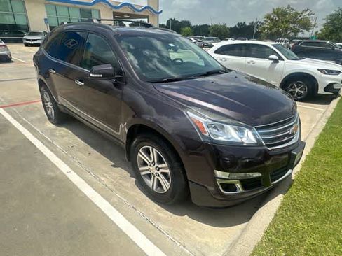 Used 2015 Chevrolet Traverse LT w/ Traveler's Package AWD/4WD image 5