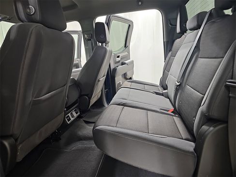 Certified 2024 Chevrolet Silverado 1500 LT image 20