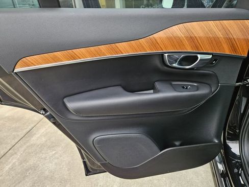 Certified 2025 Volvo XC90 B6 Plus AWD/4WD image 20