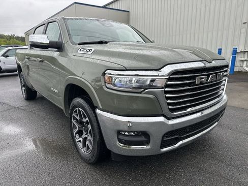 Used 2026 RAM 1500 Laramie AWD/4WD image 11