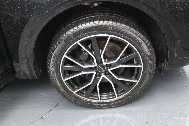 Used 2024 Audi SQ5 Prestige w/ Prestige Package AWD/4WD image 41