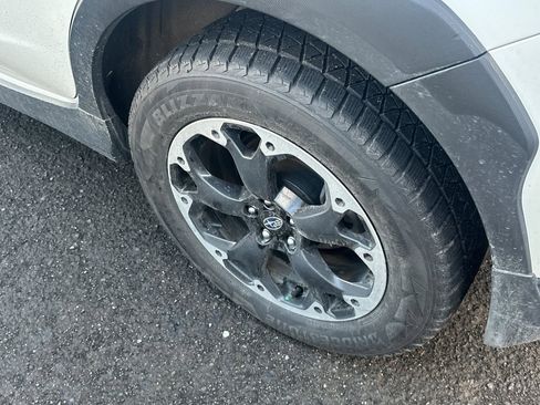 Used 2023 Subaru Crosstrek 2.0i Premium w/ Popular Package #2 image 7