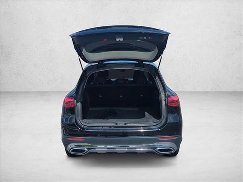 Used 2023 Mercedes-Benz GLC 300 image 6