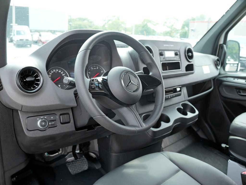 New 2026 Mercedes-Benz Sprinter 2500 image 11