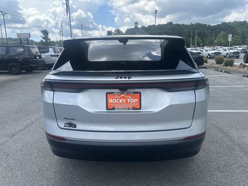 New 2025 Jeep Wagoneer S Launch Edition image 8