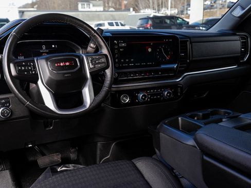 Used 2022 GMC Sierra 1500 Elevation image 17