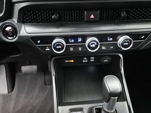 Used 2024 Honda CR-V Sport image 3