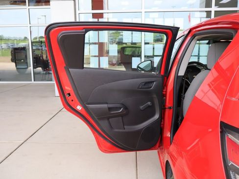 Used 2020 Chevrolet Sonic LT FWD image 26