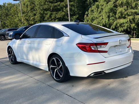 Used 2021 Honda Accord Sport image 7