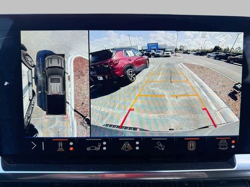 Used 2024 Chevrolet Silverado 1500 High Country w/ Technology Package image 21