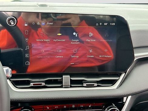 New 2026 Chevrolet Equinox LT w/ Convenience Package II image 16