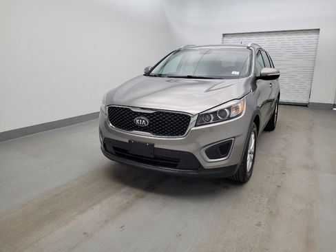 Used 2016 Kia Sorento FWD image 15