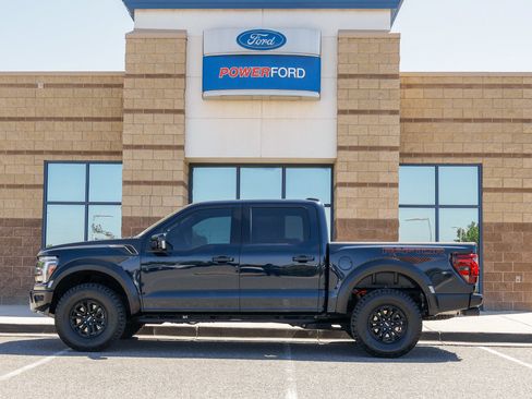 Used 2025 Ford F150 Raptor AWD/4WD image 9