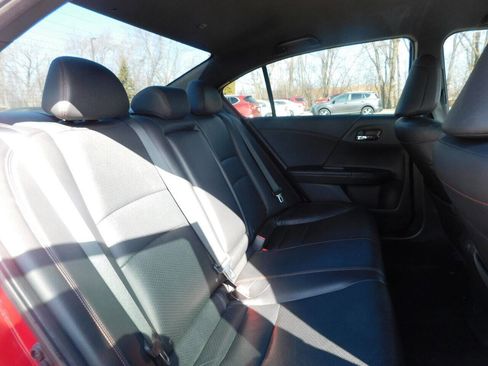 Used 2017 Honda Accord Sport Special Edition image 20