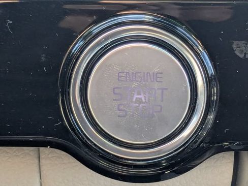 Certified 2024 Kia Carnival SX Prestige FWD image 33