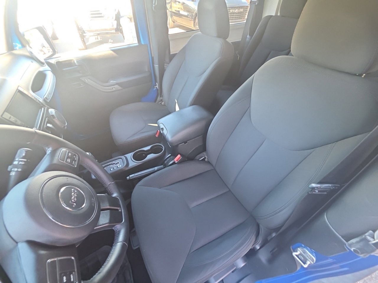 Used 2016 Jeep Wrangler Sport w/ Quick Order Package 24S AWD/4WD image 17