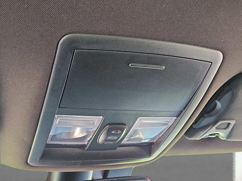 Used 2022 Dodge Challenger SXT w/ Blacktop Package image 28