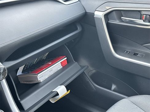 New 2025 Toyota RAV4 XLE image 31