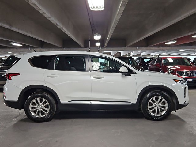 Used 2019 Hyundai Santa Fe SE AWD/4WD image 4