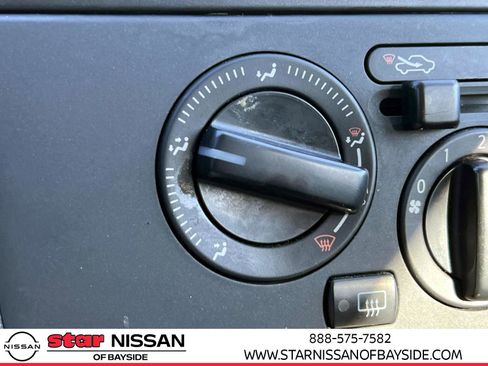 Used 2011 Nissan Versa 1.8 S image 26