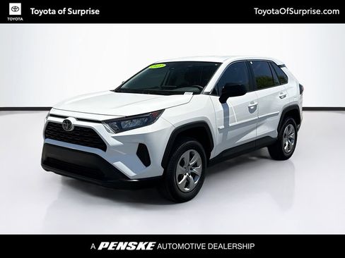 Certified 2022 Toyota RAV4 LE FWD image 1