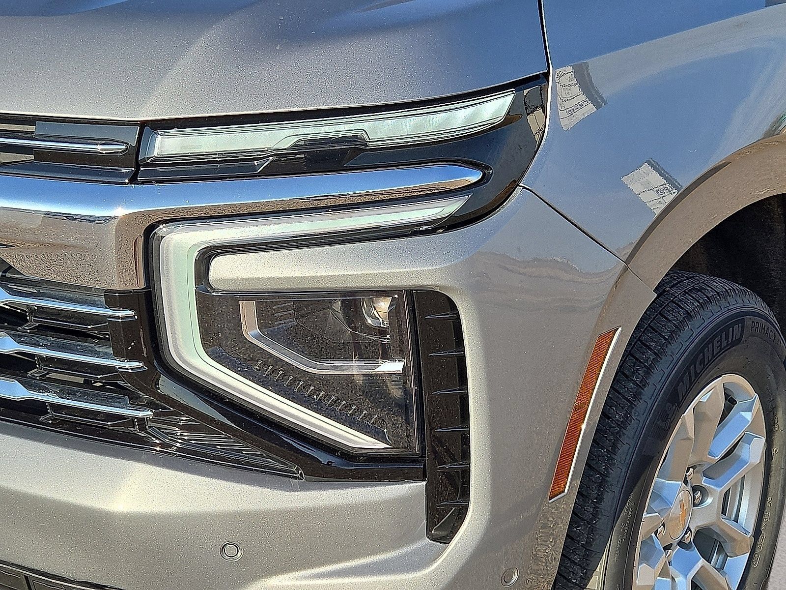 Used 2025 Chevrolet Tahoe LT AWD/4WD image 9
