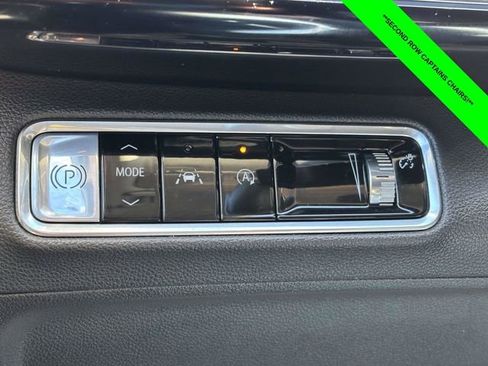 Used 2024 Buick Envision Preferred image 12