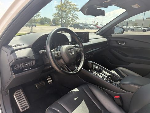 Certified 2024 Honda Accord Sport image 11