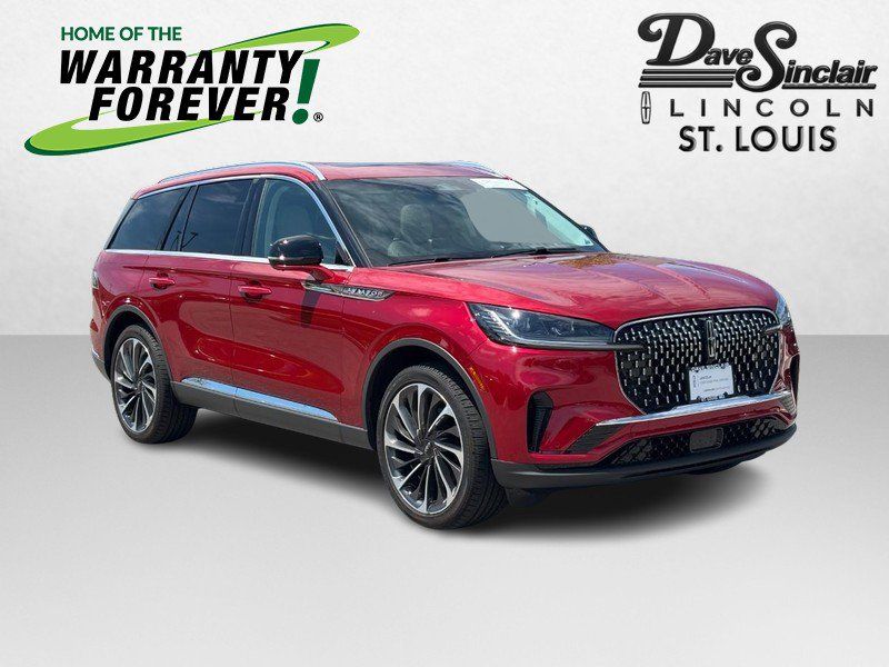Used 2025 Lincoln Aviator Reserve w/ Equipment Group 201A AWD/4WD image 1