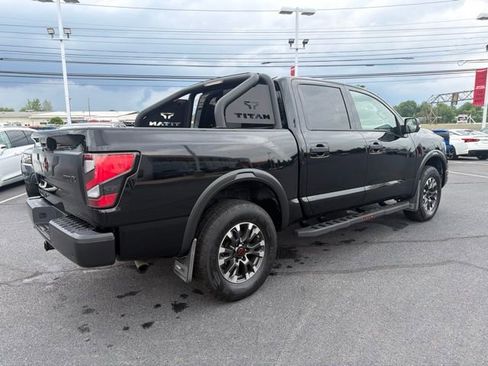 Used 2023 Nissan Titan PRO-4X w/ Pro-4x Convenience Package AWD/4WD image 9