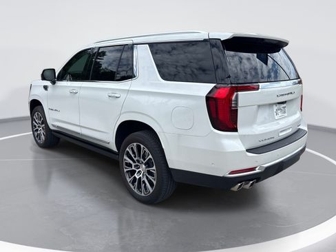 Used 2025 GMC Yukon Denali w/ Denali Reserve Package AWD/4WD image 6
