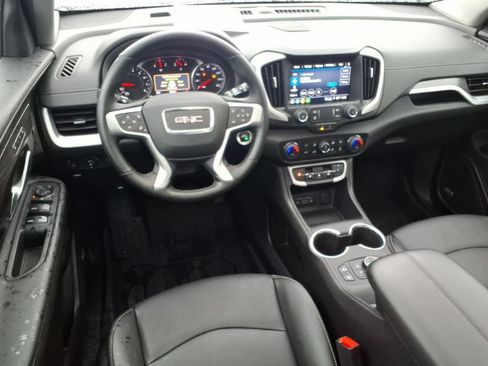 Used 2024 GMC Terrain SLT w/ Infotainment Package II AWD/4WD image 13