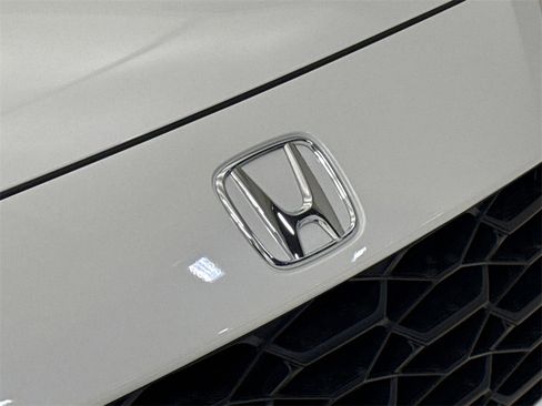New 2026 Honda HR-V LX image 5