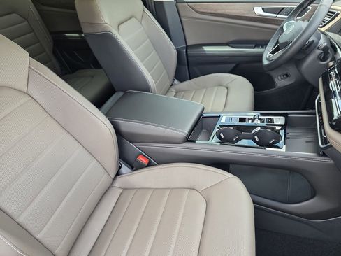 New 2026 Volkswagen Atlas SEL image 10