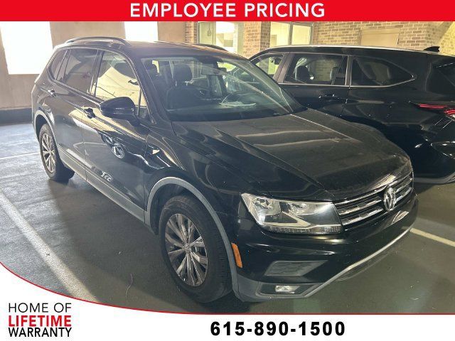 Used 2018 Volkswagen Tiguan S FWD image 1