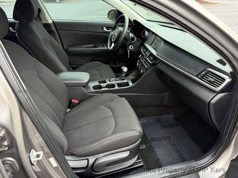 Used 2018 Kia Optima LX FWD image 9