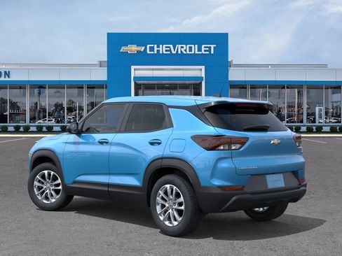 New 2026 Chevrolet TrailBlazer LS w/ LS Convenience Package FWD image 3