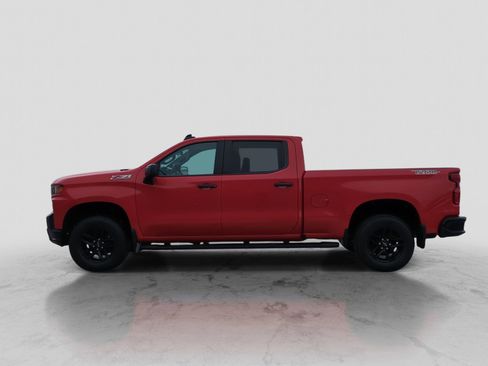 Used 2021 Chevrolet Silverado 1500 Custom Trail Boss AWD/4WD image 3