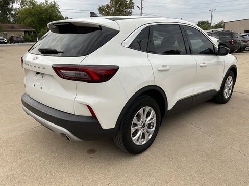 Used 2023 Ford Escape Active image 3