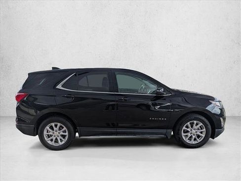 Used 2018 Chevrolet Equinox LT FWD image 4