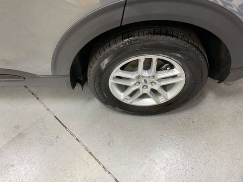 Used 2026 Ford Explorer Active RWD image 12