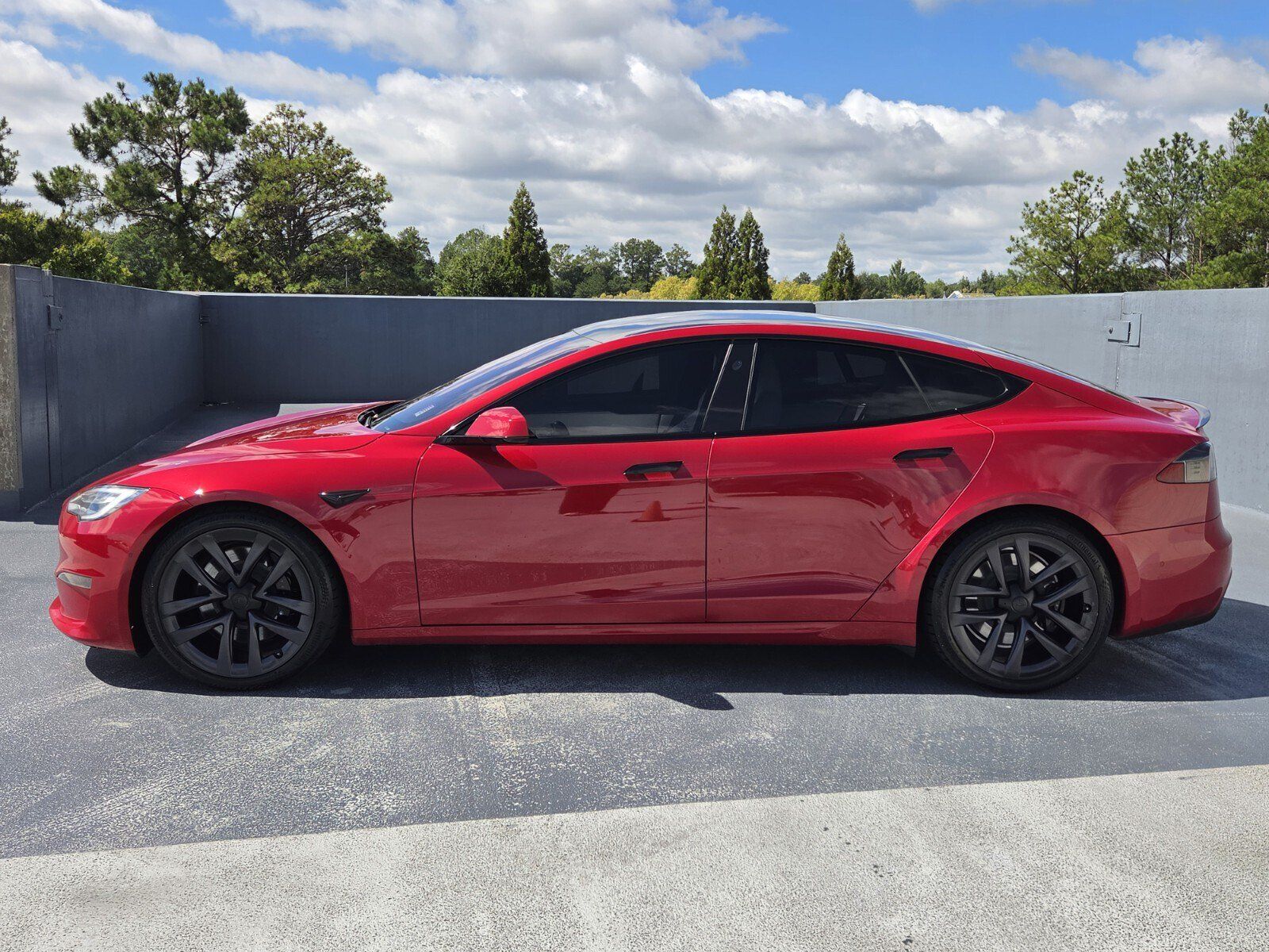 Used 2022 Tesla Model S AWD/4WD image 2