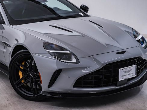 New 2026 Aston Martin V8 Vantage Coupe image 4