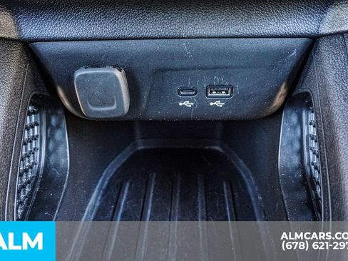 Used 2025 Chevrolet TrailBlazer LT FWD image 40