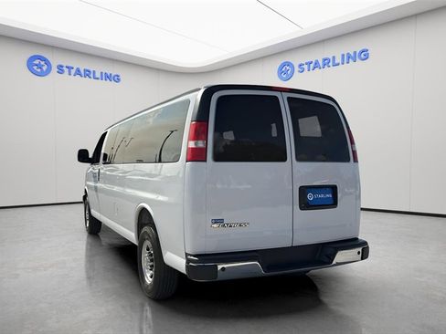 Used 2025 Chevrolet Express 3500 LT w/ LT Preferred Equipment Group image 6