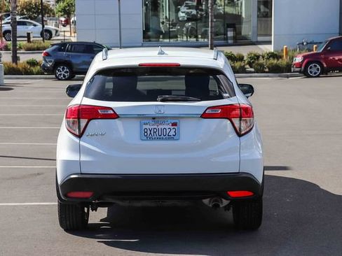 Used 2022 Honda HR-V EX image 5