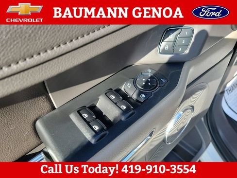 Used 2019 Ford Expedition Max XLT w/ Equipment Group 202A AWD/4WD image 11
