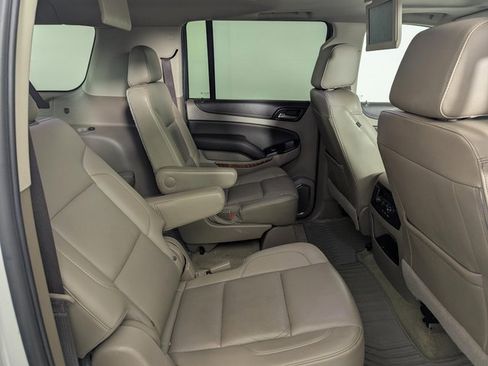 Used 2017 Chevrolet Suburban Premier image 21