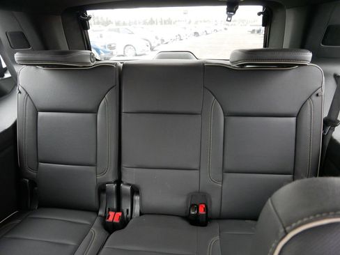 Used 2023 Chevrolet Tahoe Premier w/ Advanced Technology Package image 12